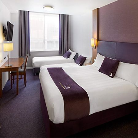 Premier Inn Ipswich North Экстерьер фото